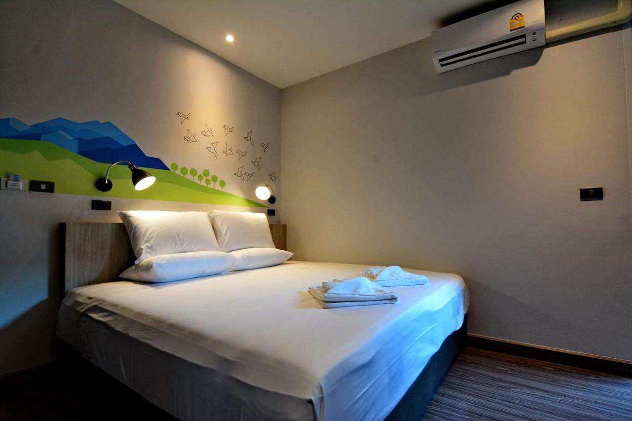 Lana Beds & Space Čiang Mai Exteriér fotografie