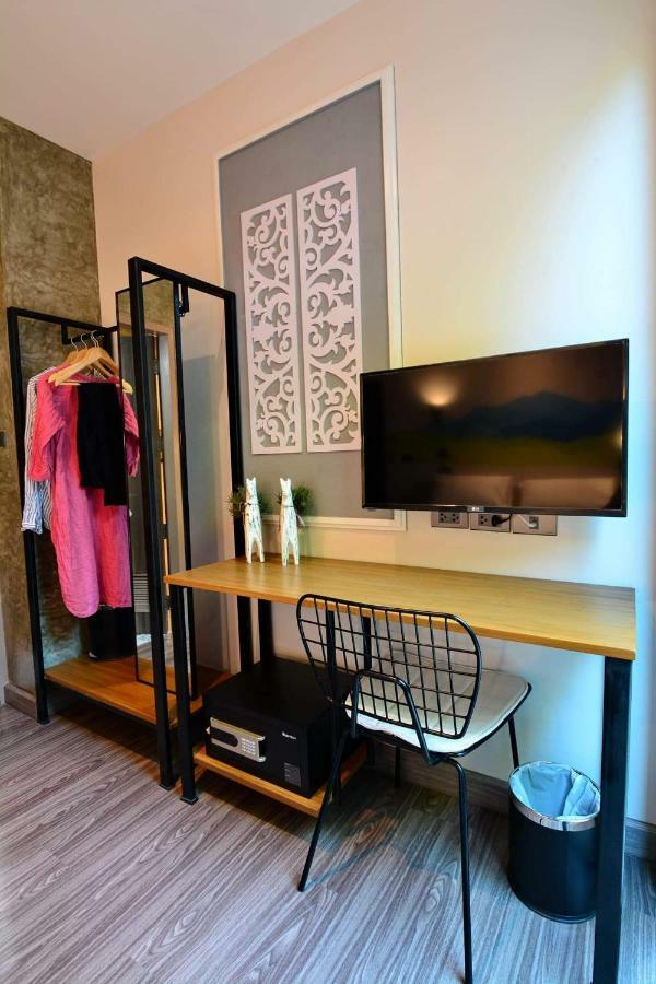 Lana Beds & Space Čiang Mai Exteriér fotografie