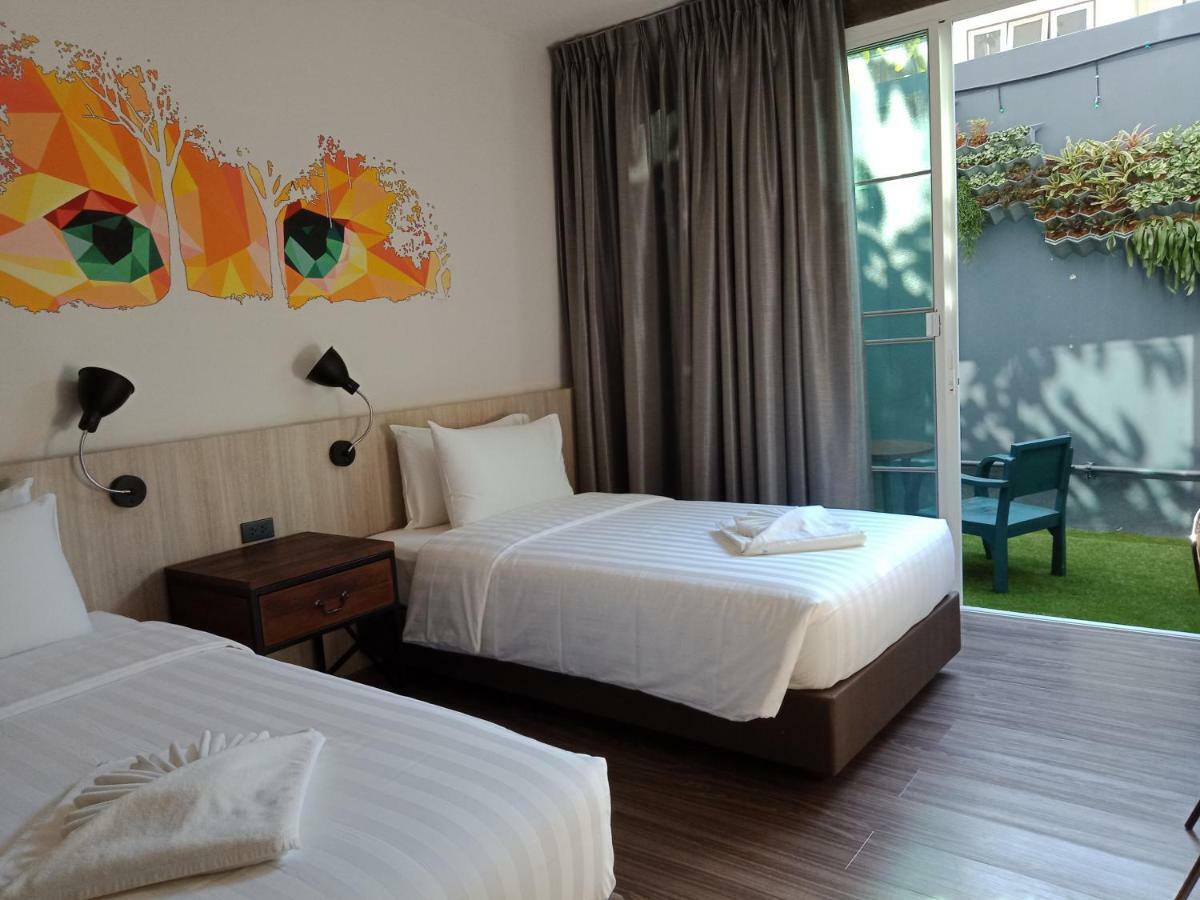 Lana Beds & Space Čiang Mai Exteriér fotografie