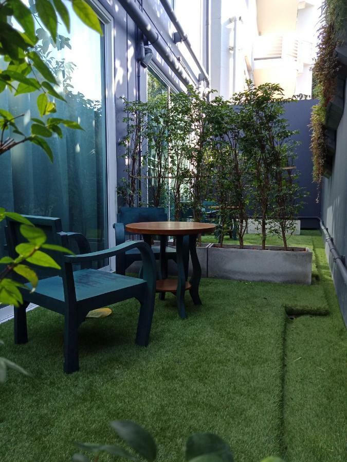 Lana Beds & Space Čiang Mai Exteriér fotografie