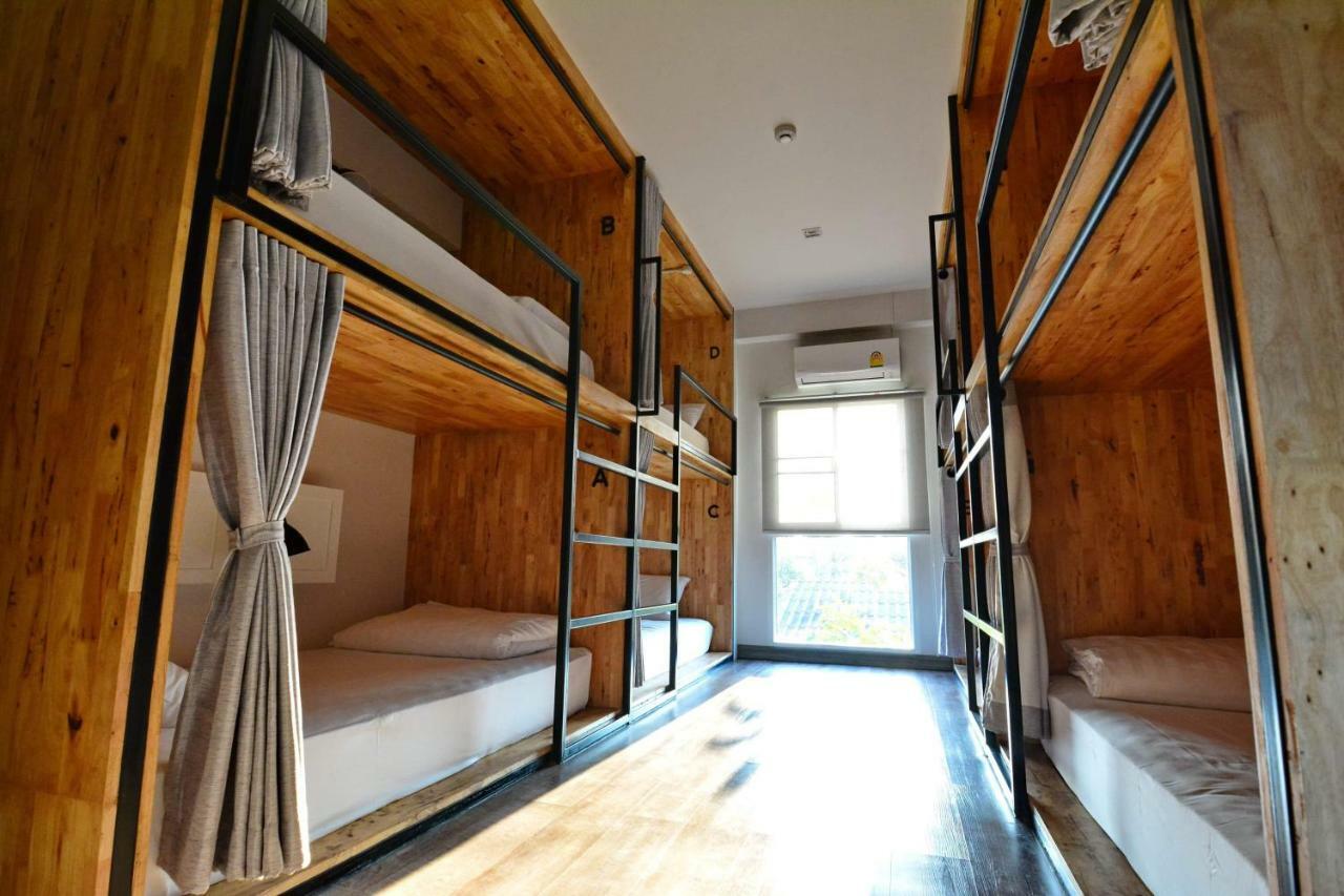 Lana Beds & Space Čiang Mai Exteriér fotografie