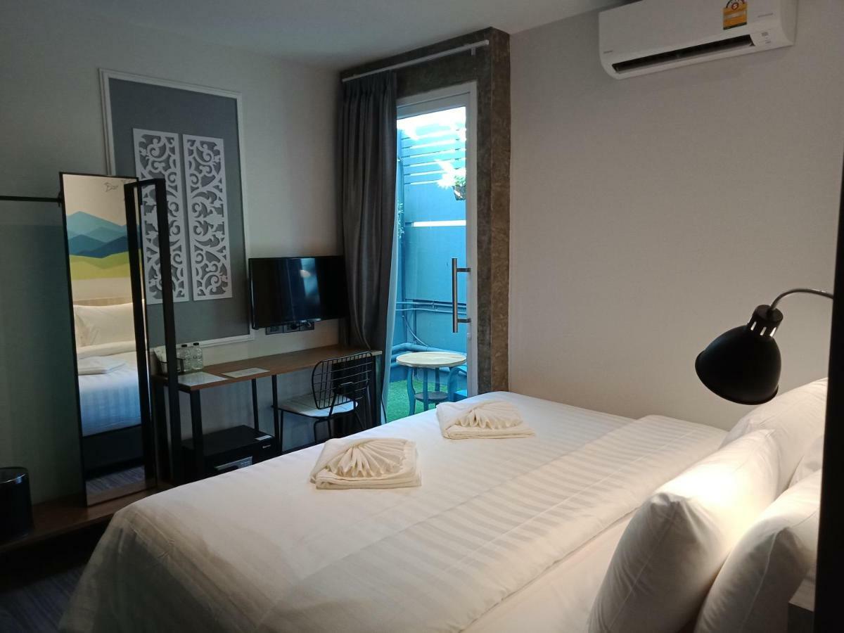 Lana Beds & Space Čiang Mai Exteriér fotografie